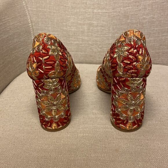 TRATEGIA Red pump hi heel embroidered comfortable shoes - Picture 7 of 10